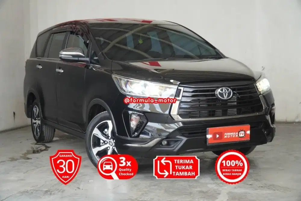 Toyota Innova Venturer 2.4 Matic 2022 hitam Diesel solar AT Inova