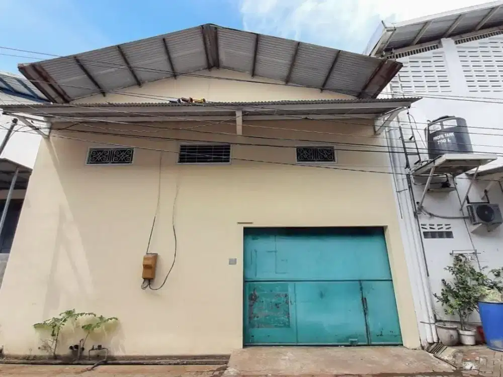 Gudang Lebak Timur Kenjeran, Siap Pakai Bonus 12 Roof Fan Ventilator