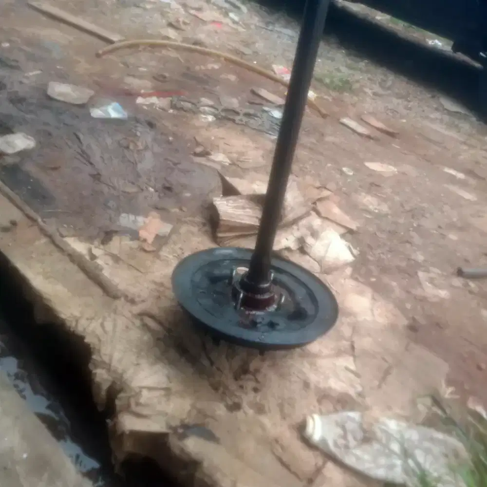 Copotan As roda belakang Futura injeksi