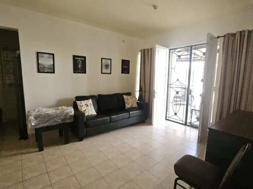 Rumah Siap Huni Dgn 2 Lantai di Bintaro Tangsel Om-17032