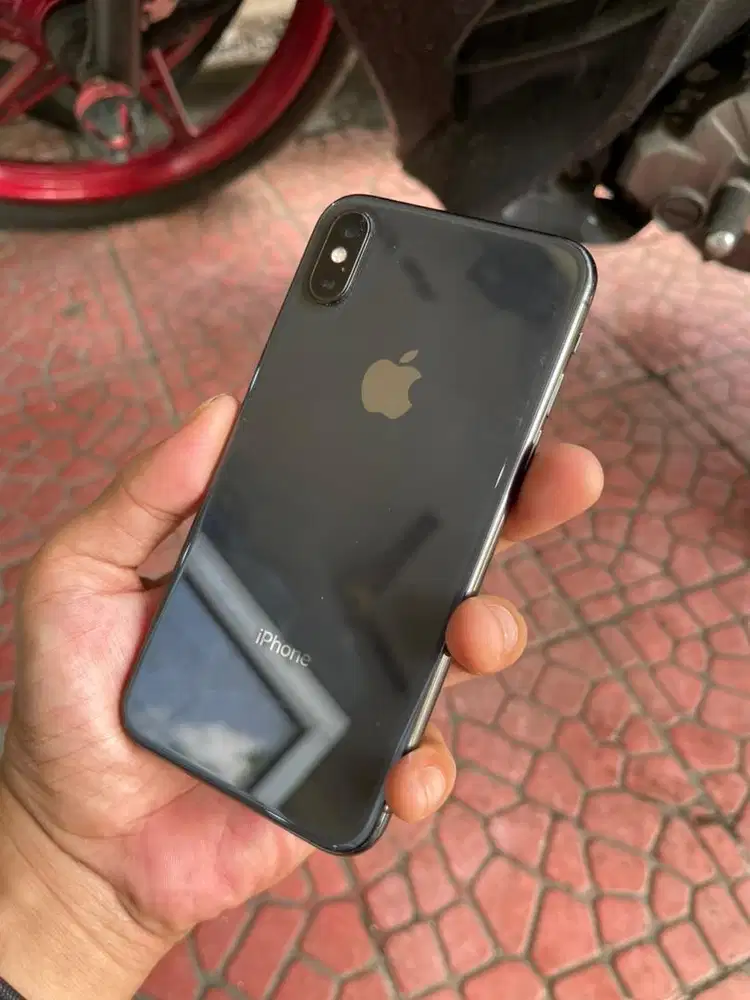 Iphone X 64gb fullset. Bebas kartu all operator