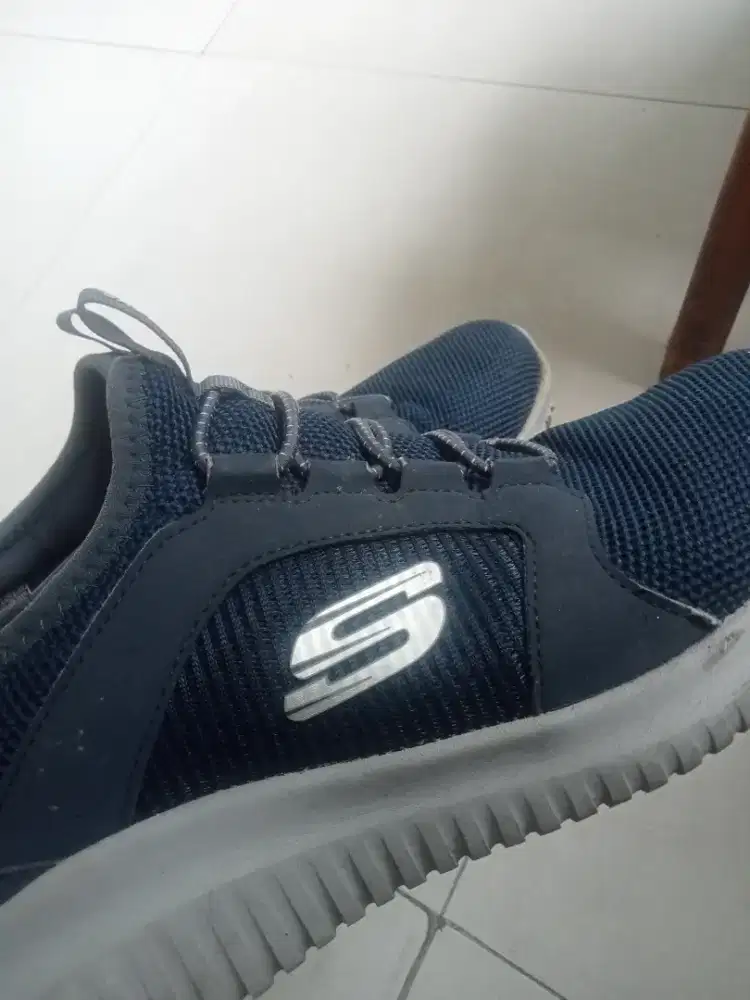 Sepatu Skechers
