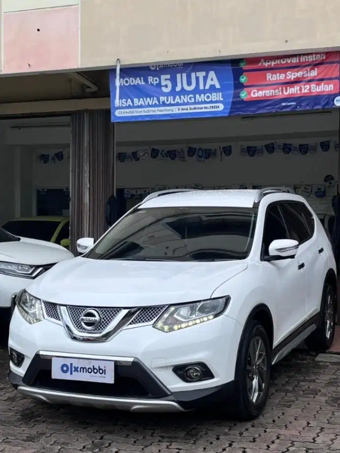 NISSAN XTRAIL 2.5 AT 2016