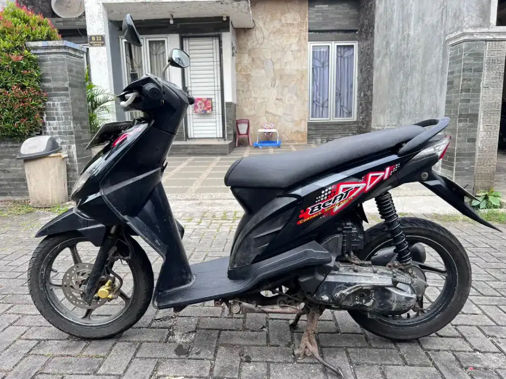 Honda beat tahun 2012 plat a