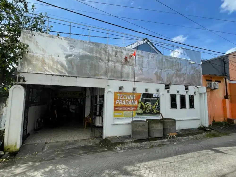 Dijual Rumah Luas Cocok untuk Usaha di Btp, Makassar - SHM
