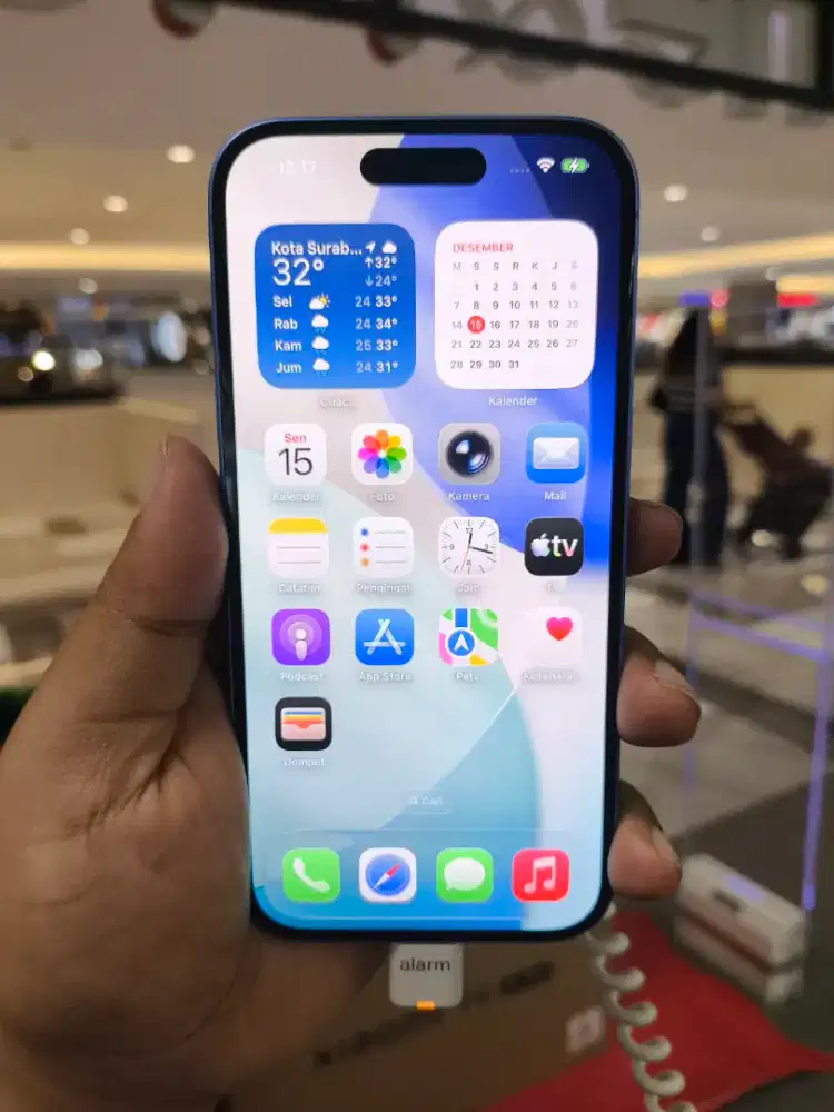 IPHONE 17 256 Garansi Ibox (New)