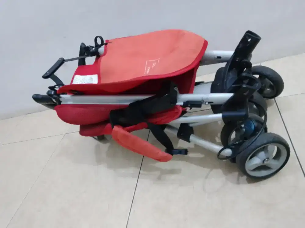 Dijual Stroller merek Cocolatte Isport