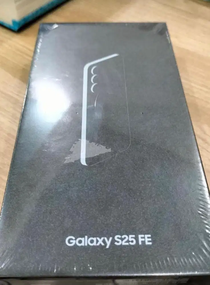 Samsung S25 FE 8/256 GB new