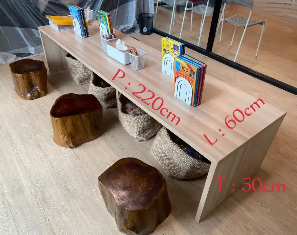 Meja Office/ Kantor/ Lesehan