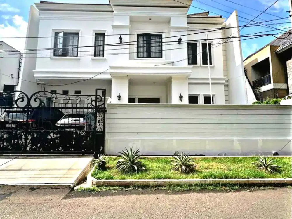 Rumah Mewah Semi Furnished Siap Huni Pulomas – Akses Tol Dekat, Jakarta Timur