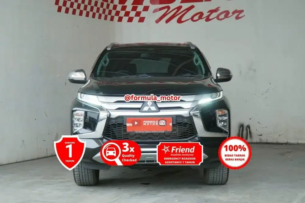 Mitsubishi Pajero Dakar AT tahun 2023 hitam Matic  diesel solar