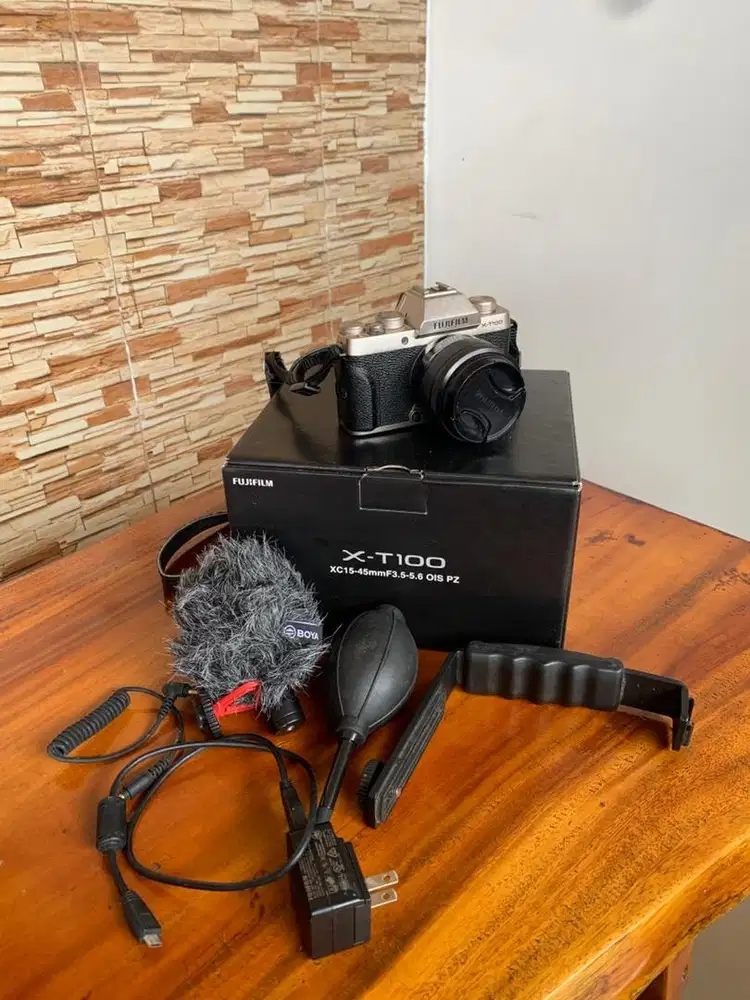 Kamera Fujifilm XT 100