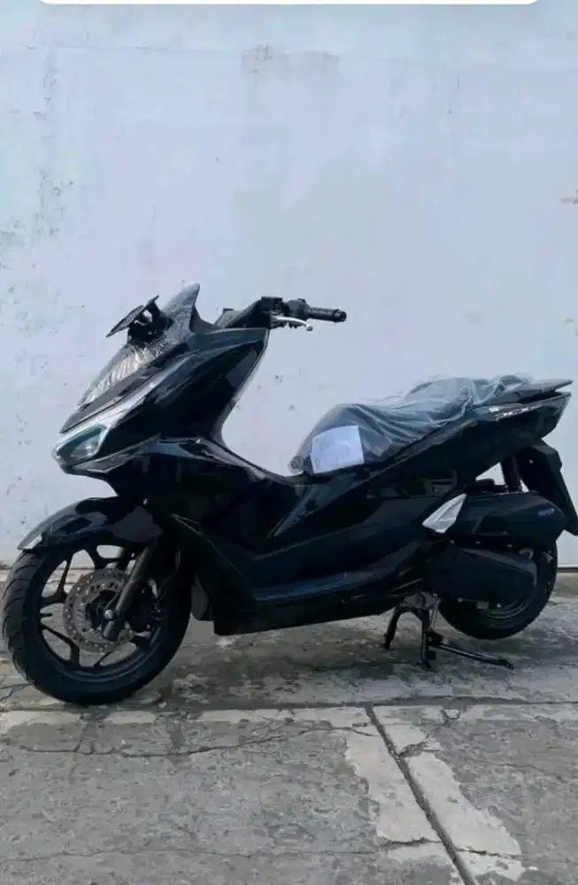 HONDA PCX 160 CBS BLACK