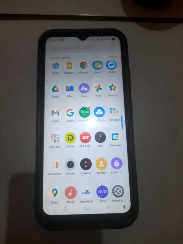 Realme C15  yg LG butuh aja gan