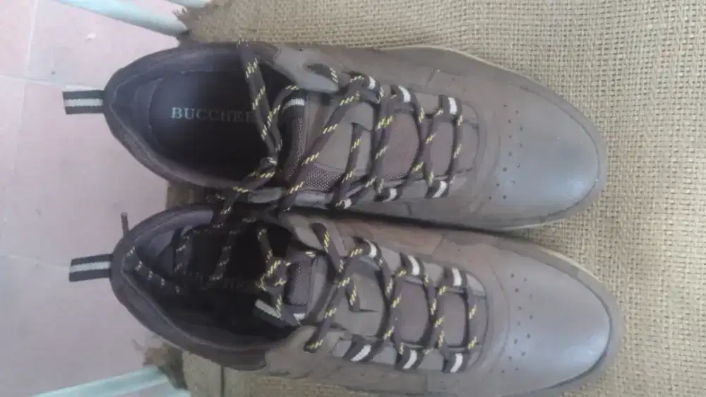 Sepatu bucceri size big sepatu ori sepatu kulit