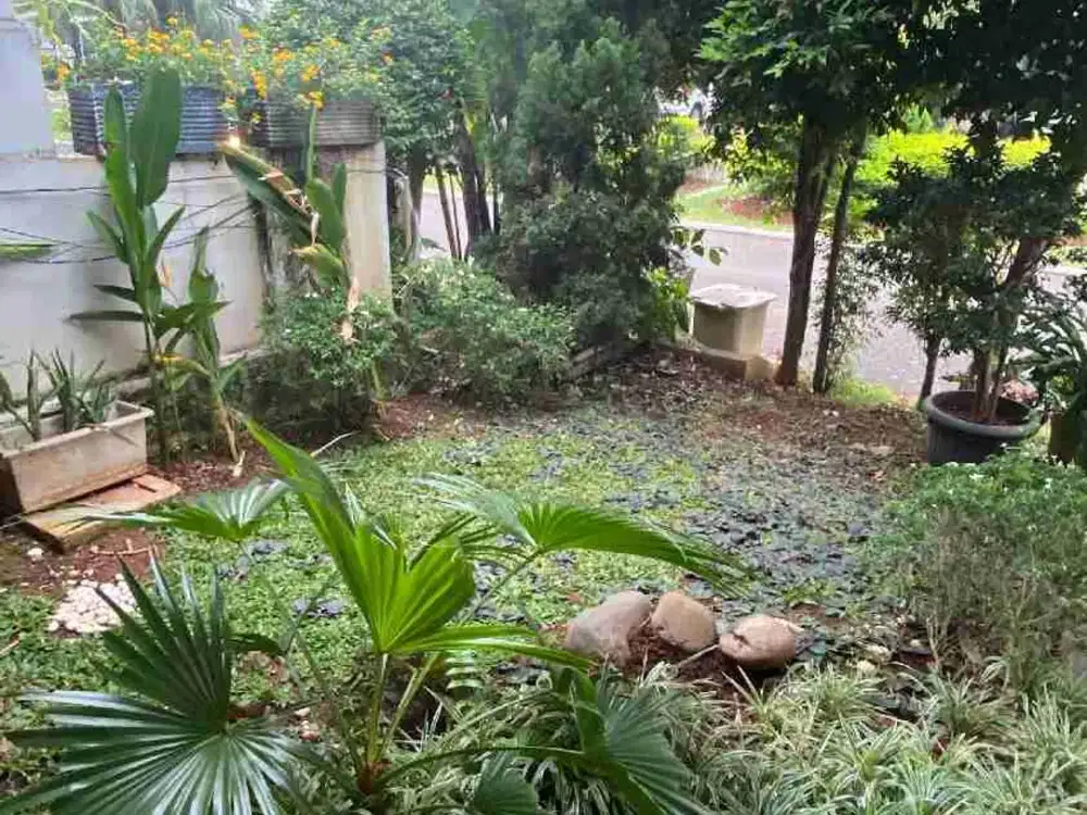 Rumah Siap Huni dgn Akses Parkir Luas di Citra Gran Cibubur