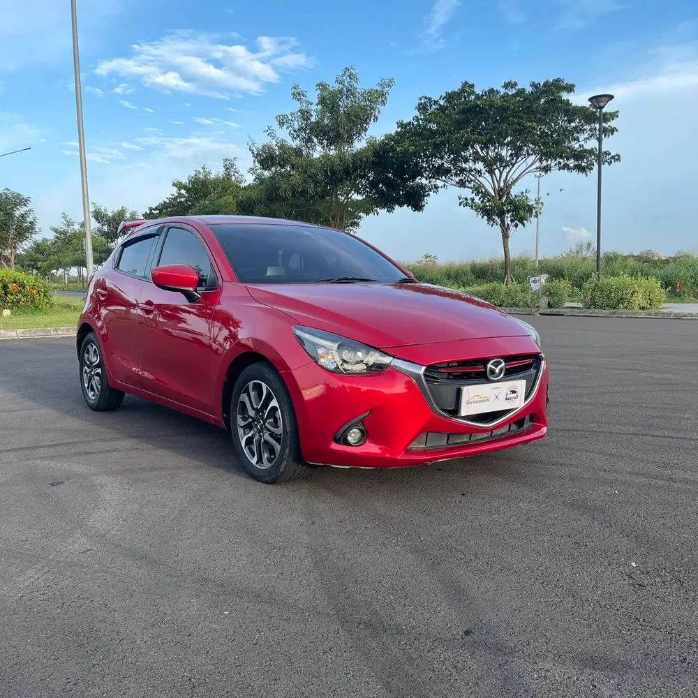 DP RENDAH MAZDA 2 SKY AKTIF MATIC TYPE TERTINGGI GT 2015
