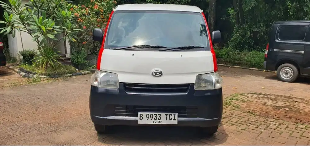 Bismillah dijual daihatsu Gran max blind van 2015 cash aja no riba no