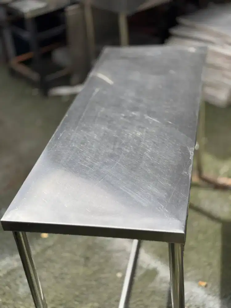 Meja stainles uk 130cm