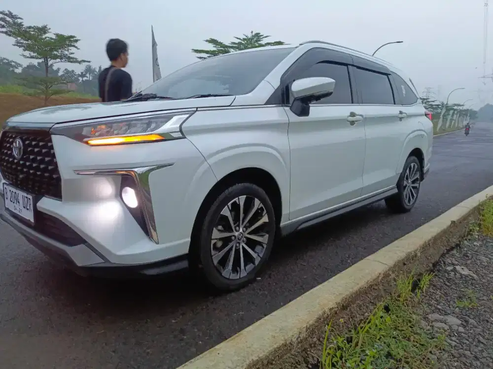 Rental mobil. Sewa mobil harian, mingguan & bulanan lepas kunci.