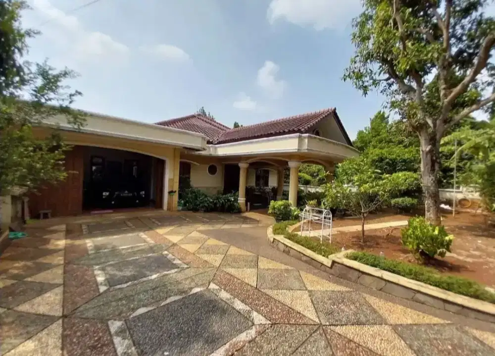 Murah dijual rumah mewah banyumanik Lt 1033