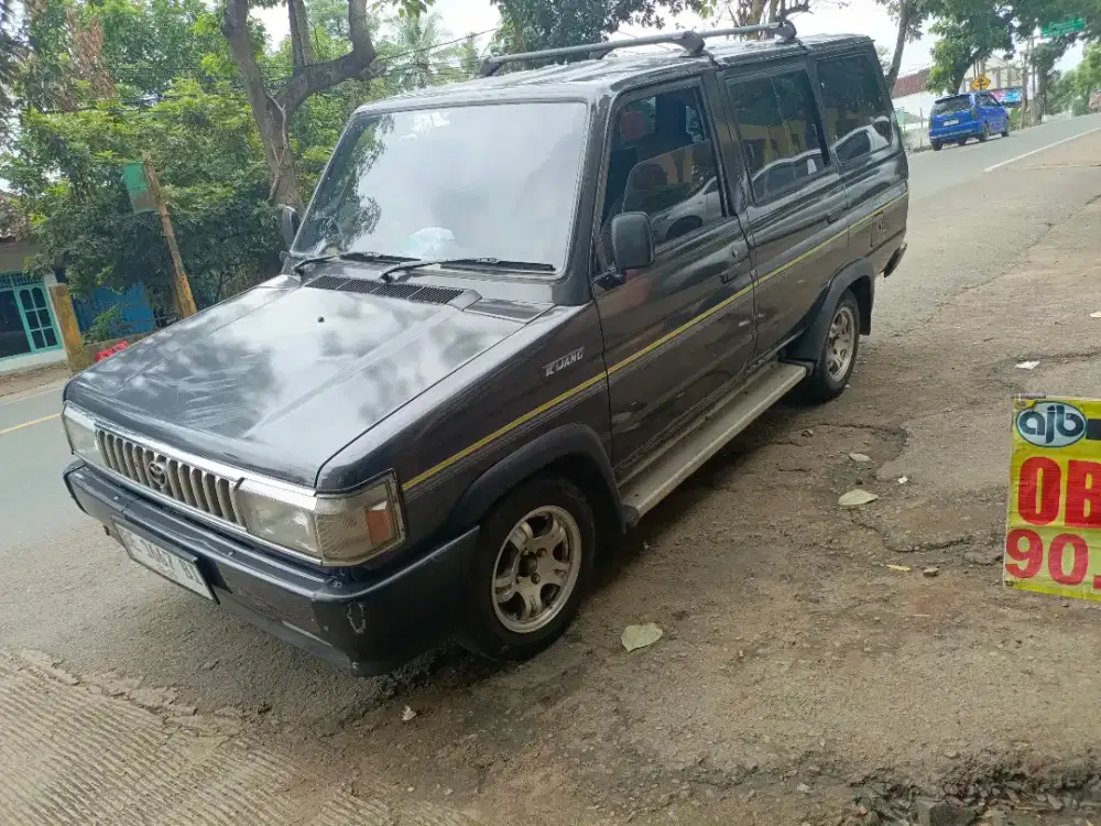 Kijang super g tahun 1993