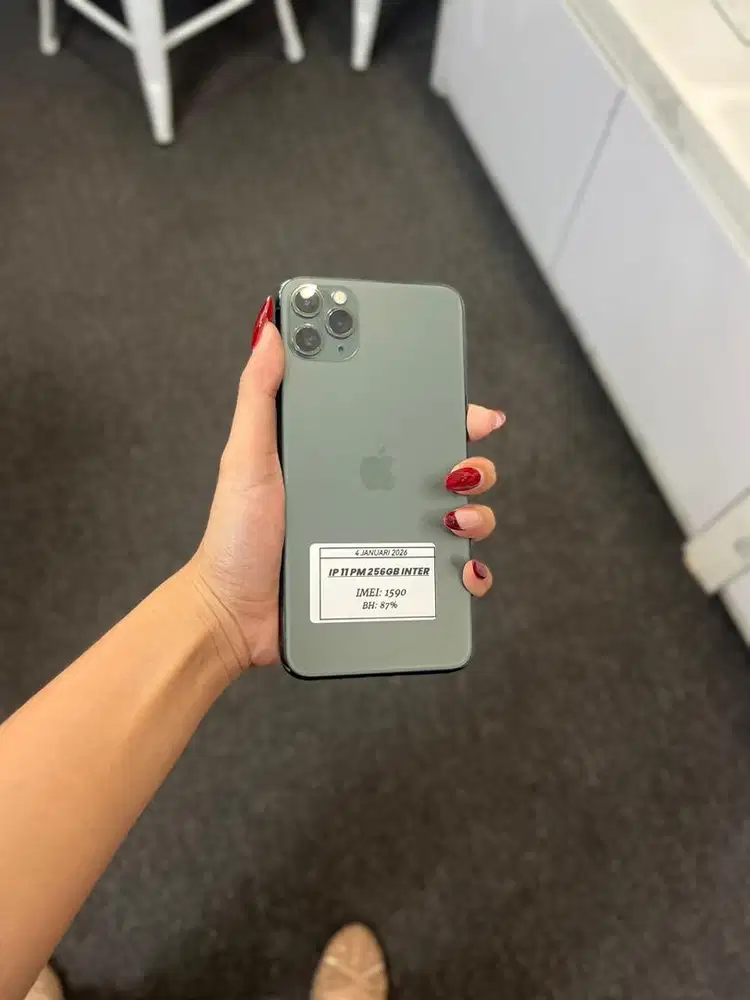 Iphone 11 PM 256GB mulus nominus terima tt cod kredit