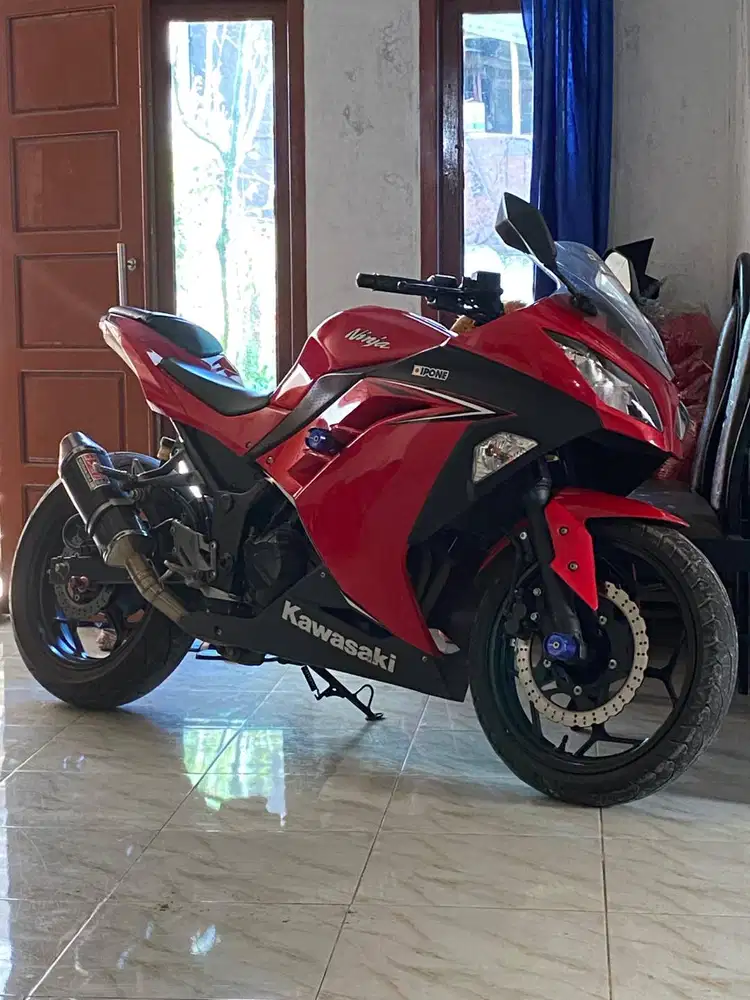 DIJUAl NINJA 250