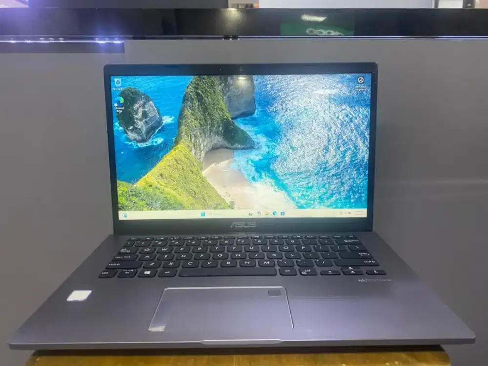 Asus A409U Core i3 7020U/Ram 4Gb SSD 512Gb display 14 Win 11