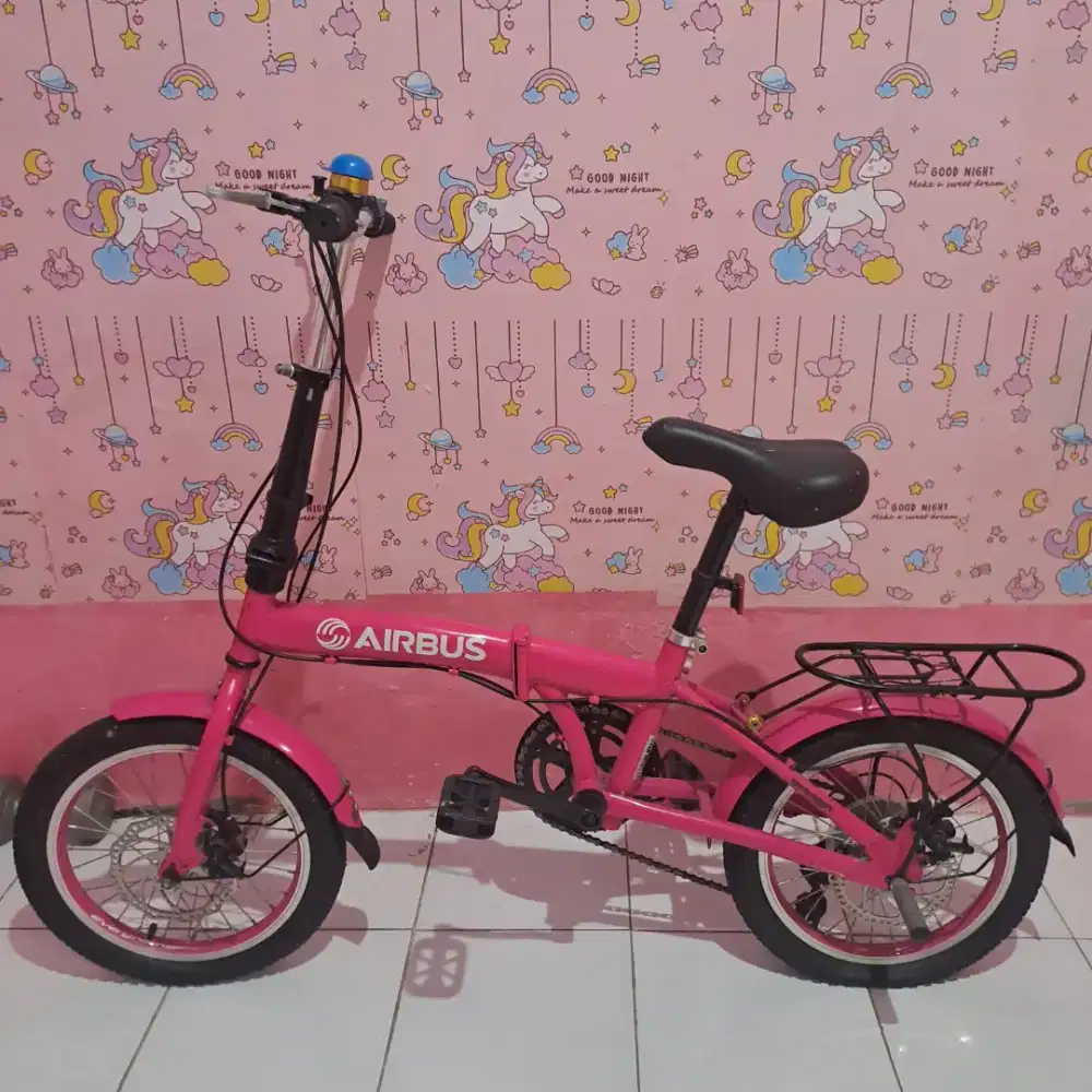Sepeda Lipat pink