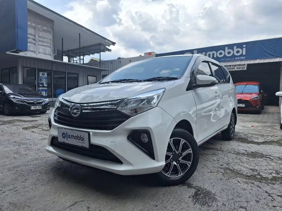 LOW DP Daihatsu Sigra 1.2 R Bensin-MT 2020 AIR