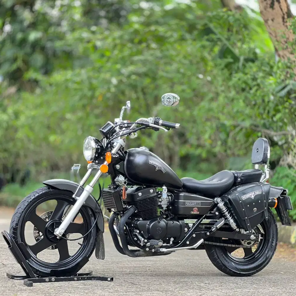 BENELLI PATAGONIAN EAGLE 250 KARBU BLACK 2023 KM 5K KAYAK BARU