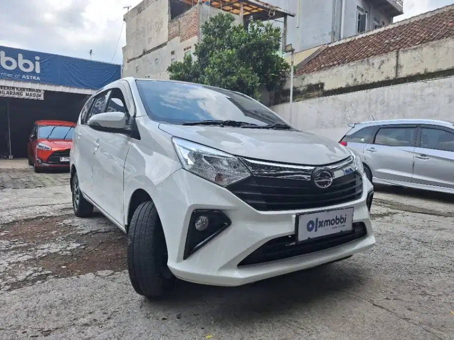 LOW DP Daihatsu Sigra 1.2 R Bensin-MT 2020 AIR