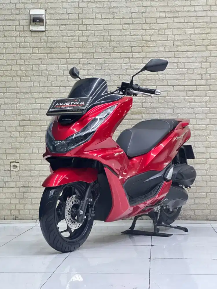 MATIC FAVORIT‼️ Honda PCX 160 CBS 2023 Merah metalik - Dava Mustika