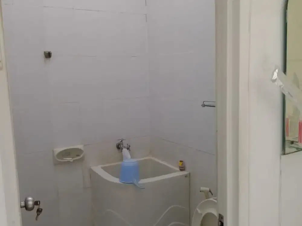 DIJUAL RUMAH TERAWAT - PURI SAFIRA - MENGANTI