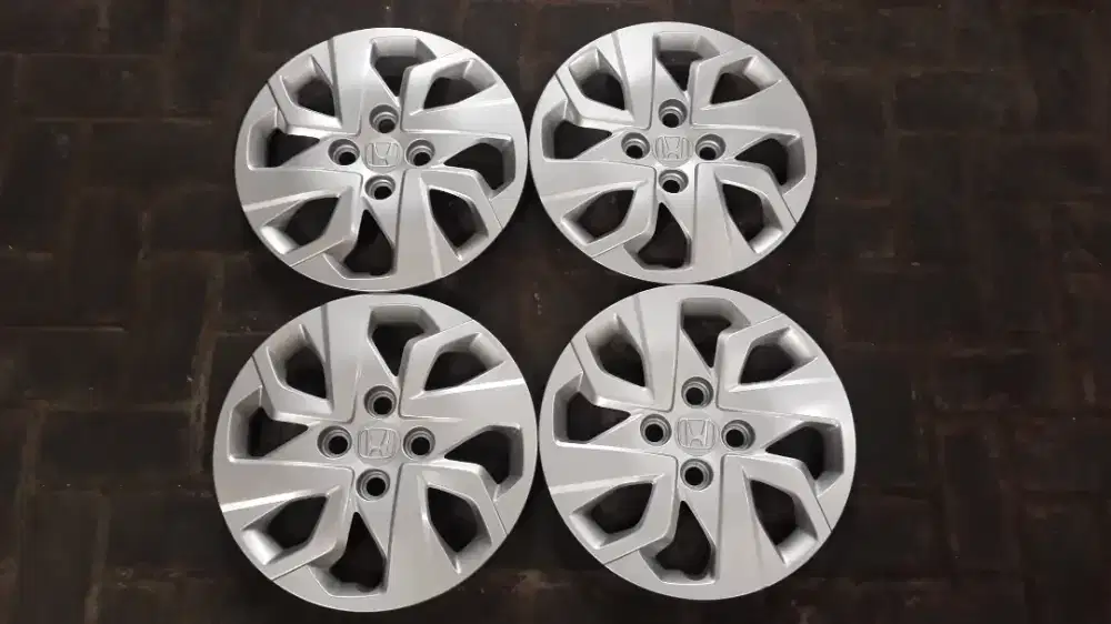 Wheeldop Wildop Tutup Velg R14 Traga L300 Xenia Avanza Sigra Brio APV