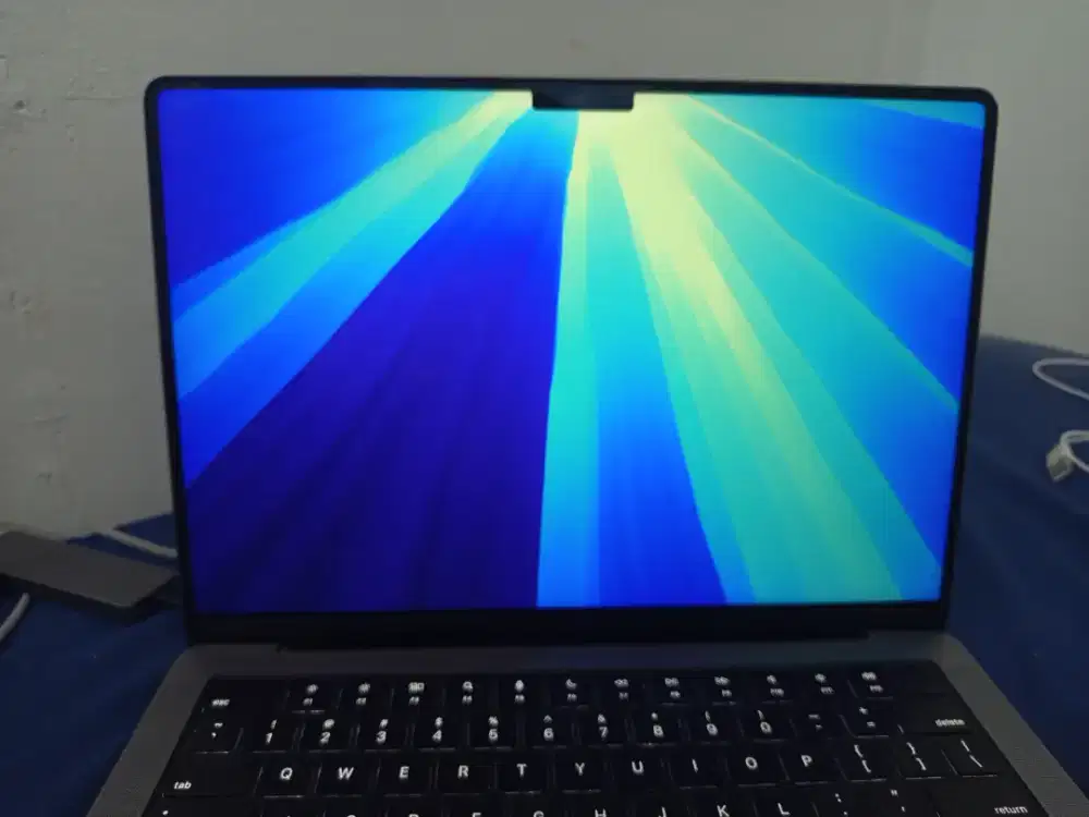 MacBook Pro M3 14inch (2023)