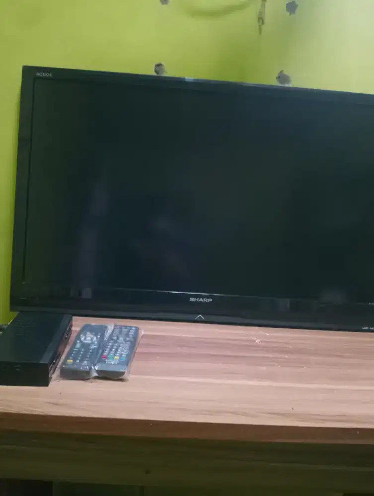 Sharp Aquos HDMI 32 inch