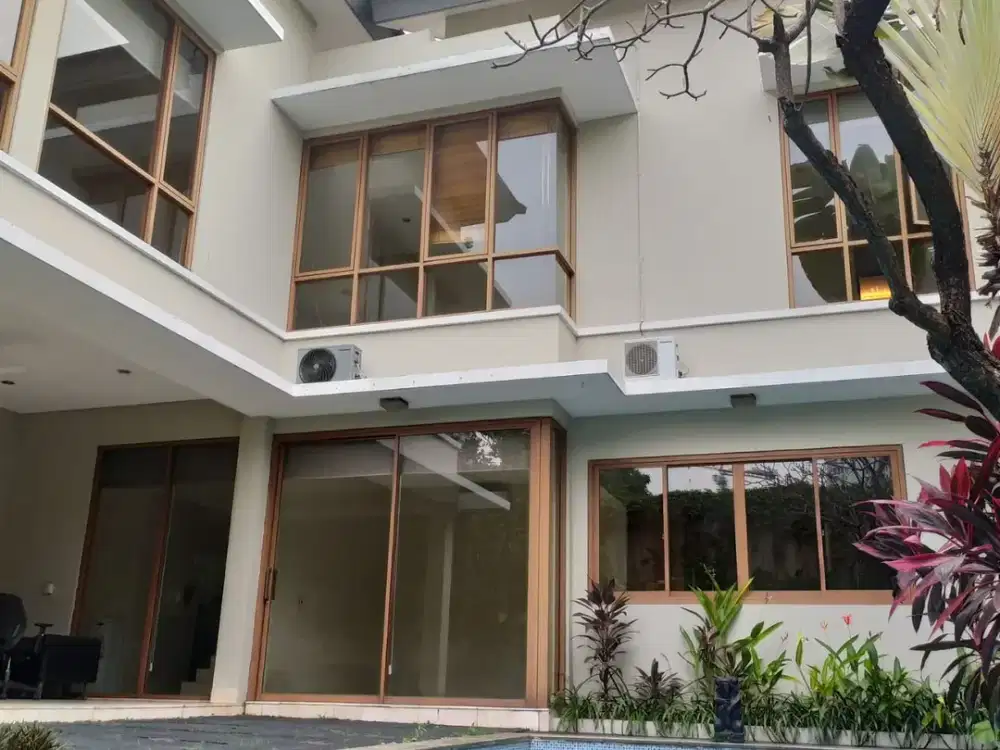 Rumah Tropical Minimalis area Pejaten Barat Jakarta Selatan
