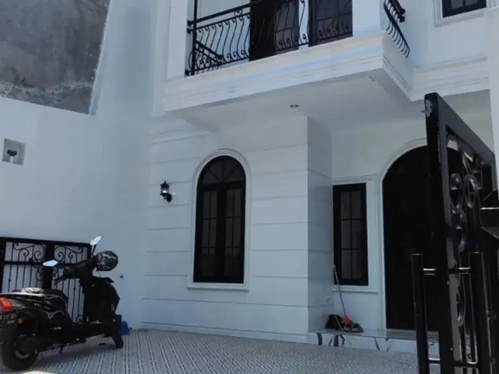 RUMAH BARU AMERICAN CLASSIK POSISI HOOK DI PASIR SALAM SAYAP BKR