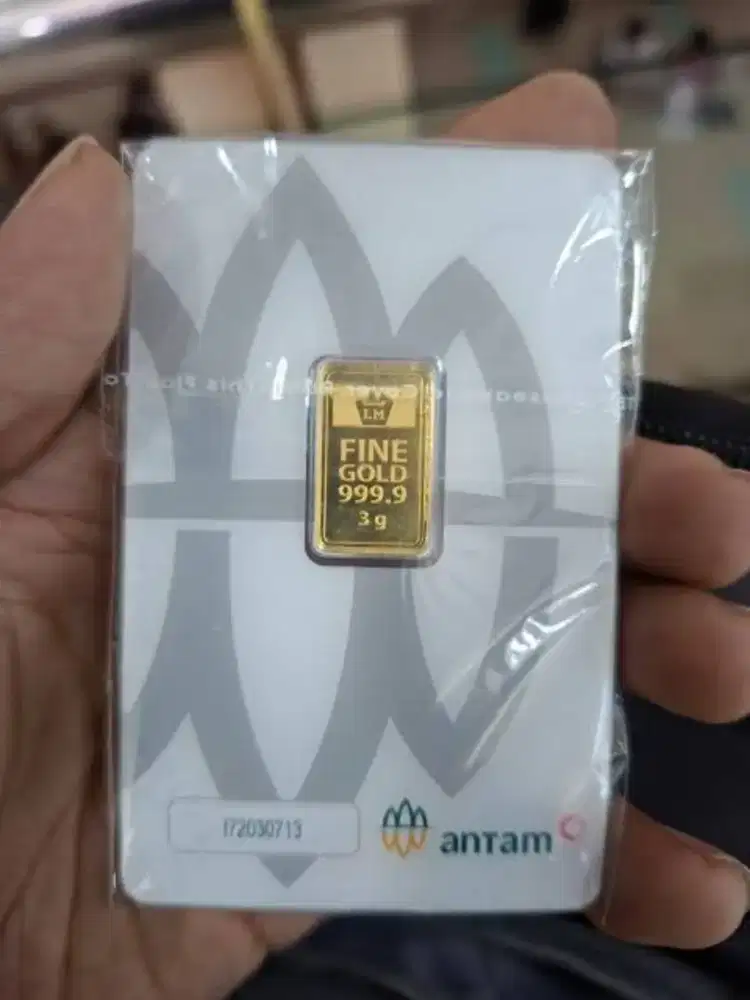 Logam mulia antam 0,5 1 3 gram dijual