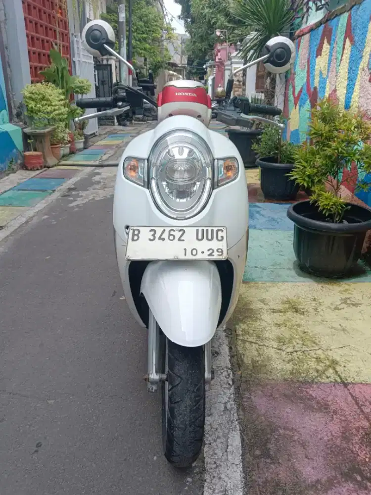 scoopy 2019 pajak panjang mulus bagus mesin sehat