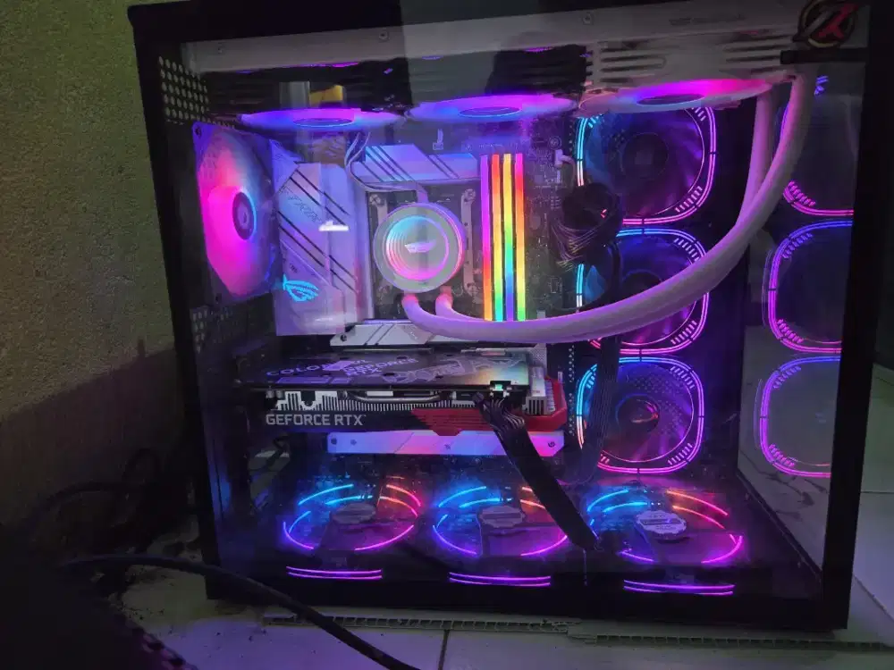 PC Gaming Intel core i7 13700F
VGA RTX 3050 8gb
Ram 4x32gb
SSD 2 TB