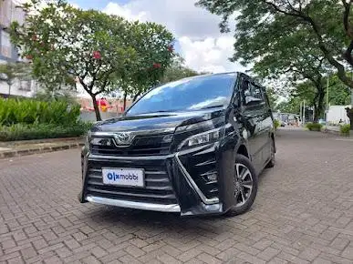 DP RENDAH Toyota Voxy 2.0 Bensin-AT 2019 BIA