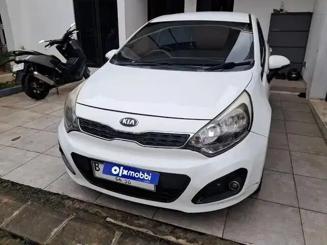 LOW DP KIA Rio 1.4 Bensin-AT 2014 2PP