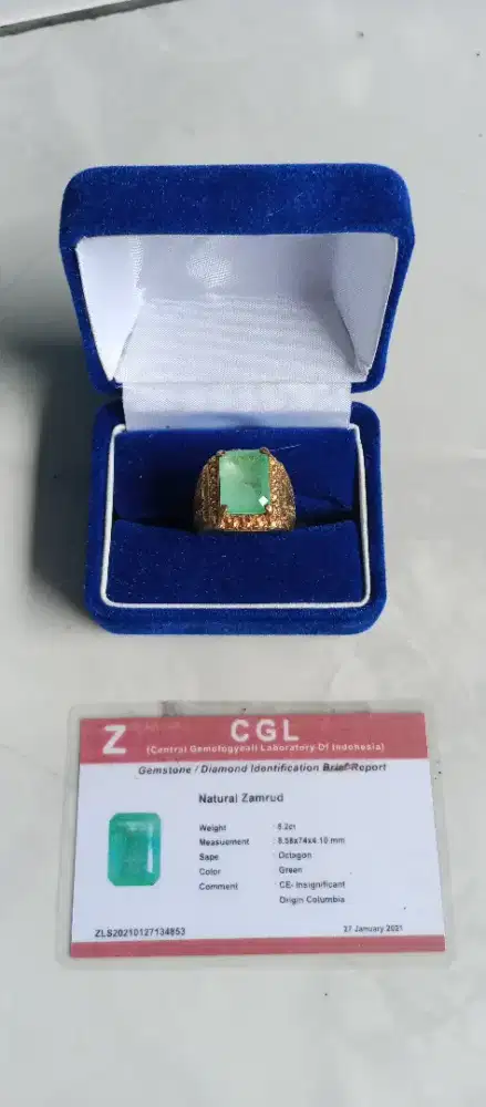 Batu cincin Zamrud
