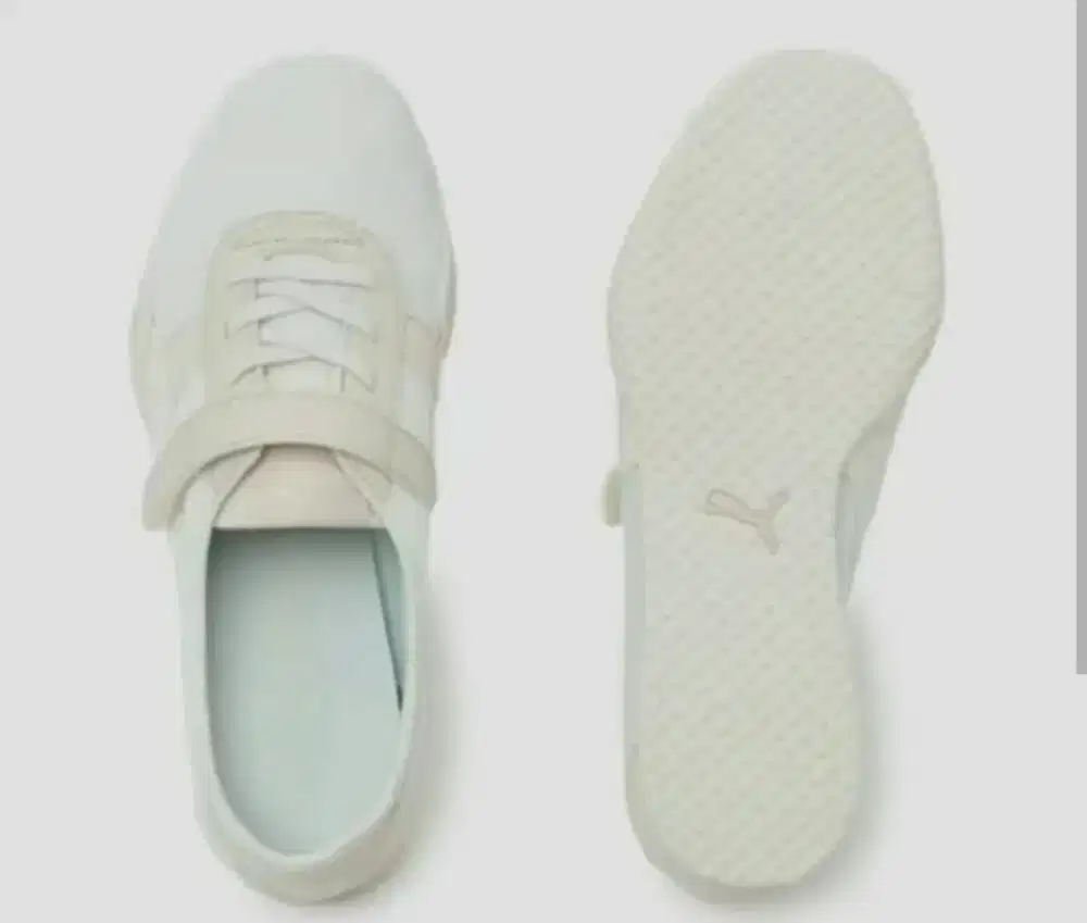 Sepatu puma bella like new