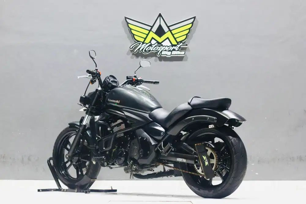 Kawasaki vulcan 650 ABS 2017 mulus like new mesin sehat siap gass