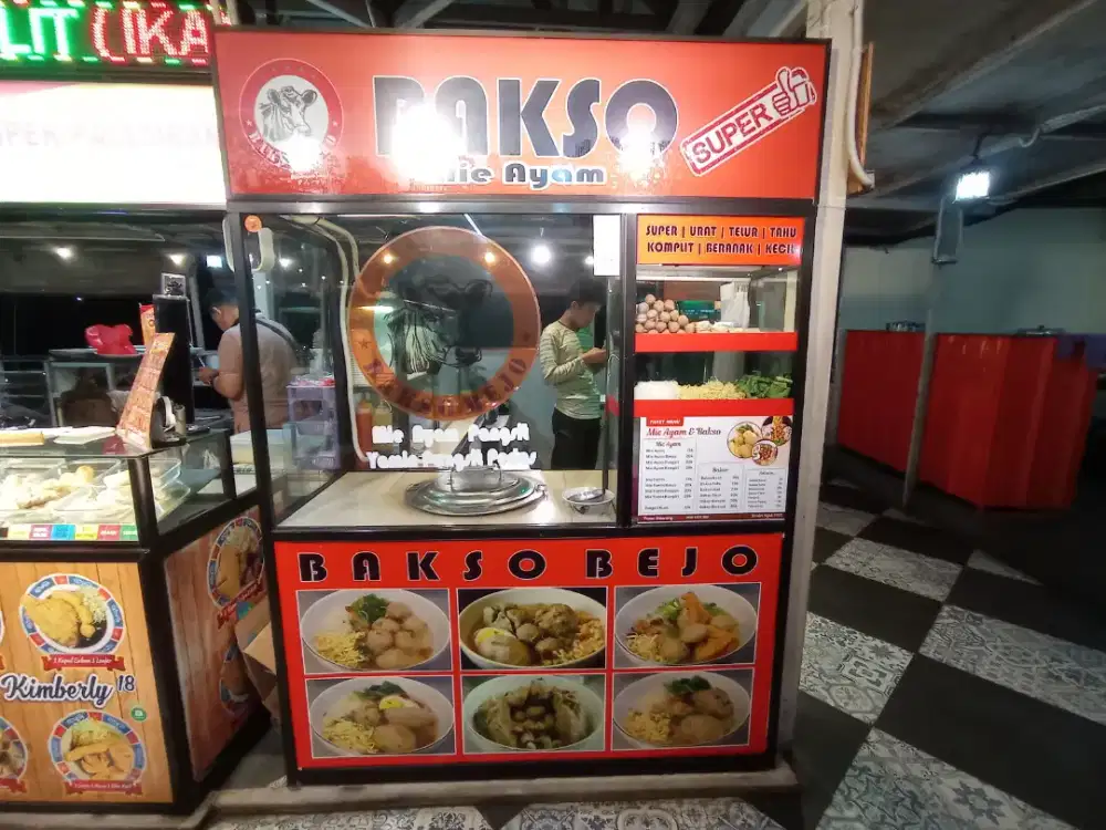 MAU TUTUP... DIJUAL ETALASE BAKSO & MIE AYAM