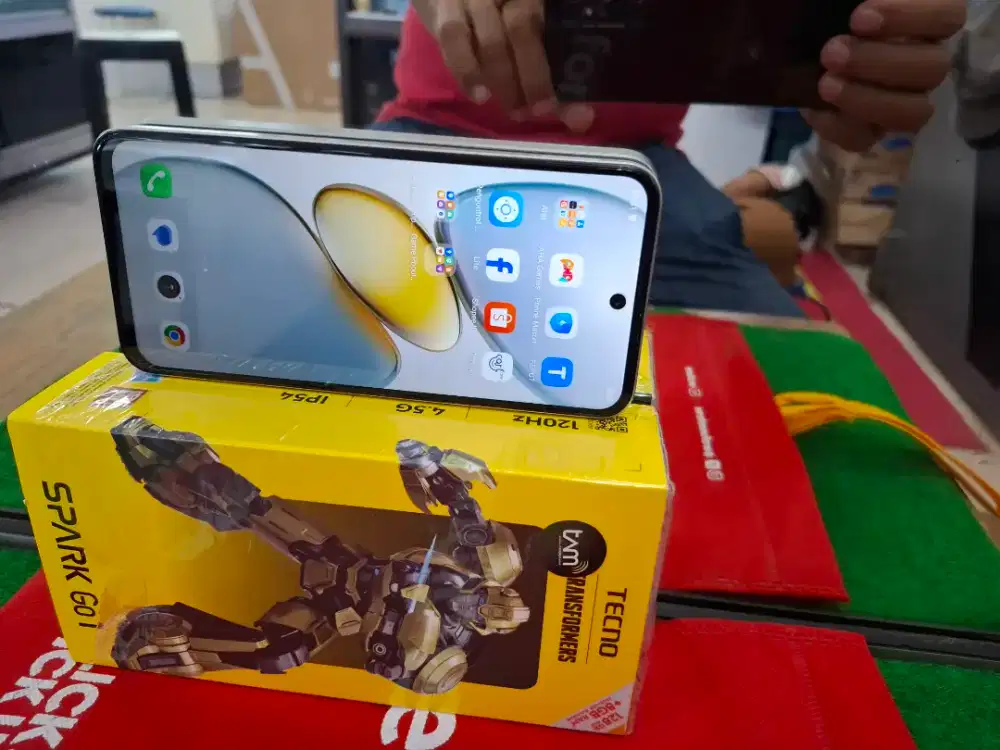 TECNO SPARK G O1 4/128 GB mulus geansi activ lengkap no minus